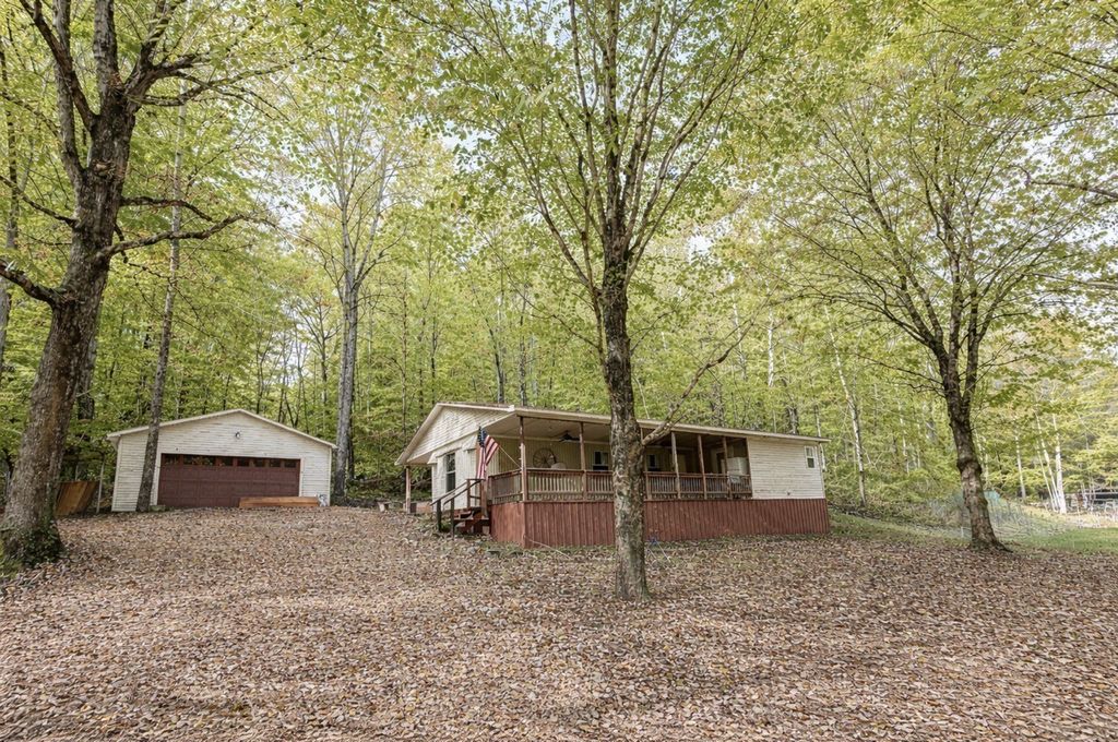 135 Haylee Rd, Waverly