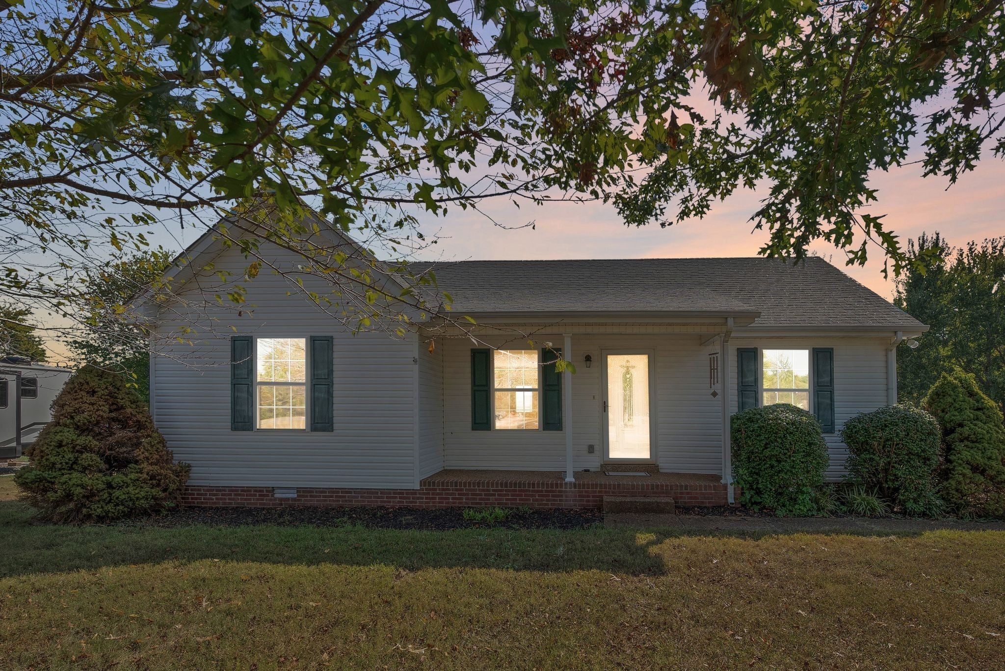 Photo of Listing #3036156