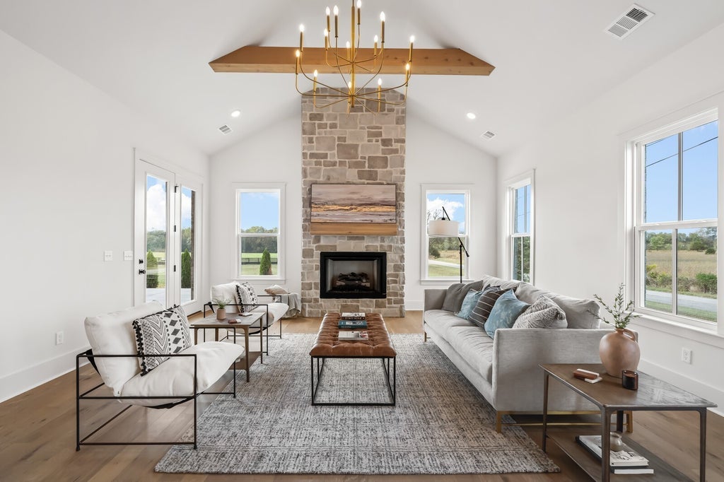 3989 Kathie Dr, Thompsons Station