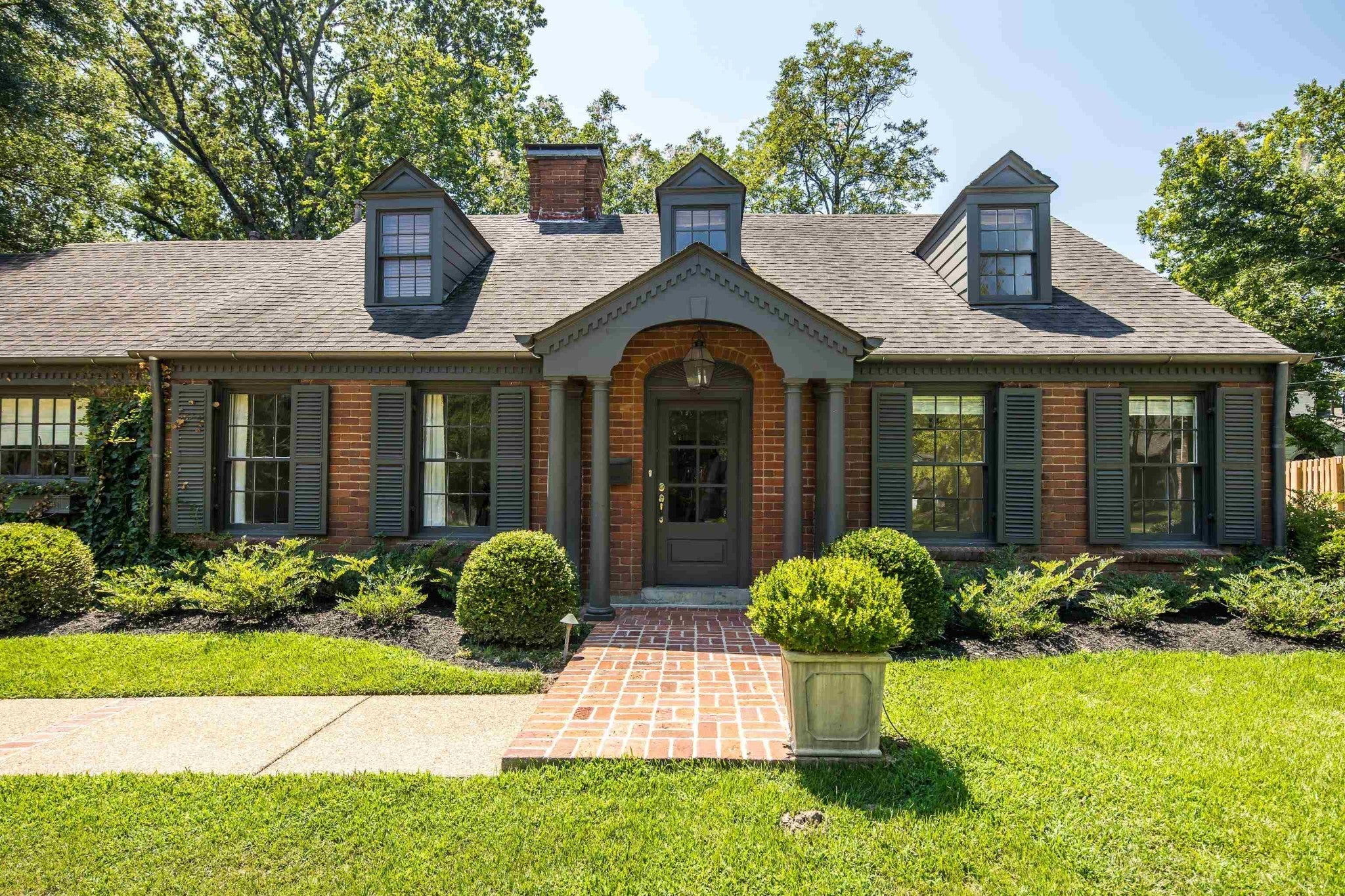 Photo for MLS 3036239 in 4209 Woodmere Cv Memphis, TN - 38117