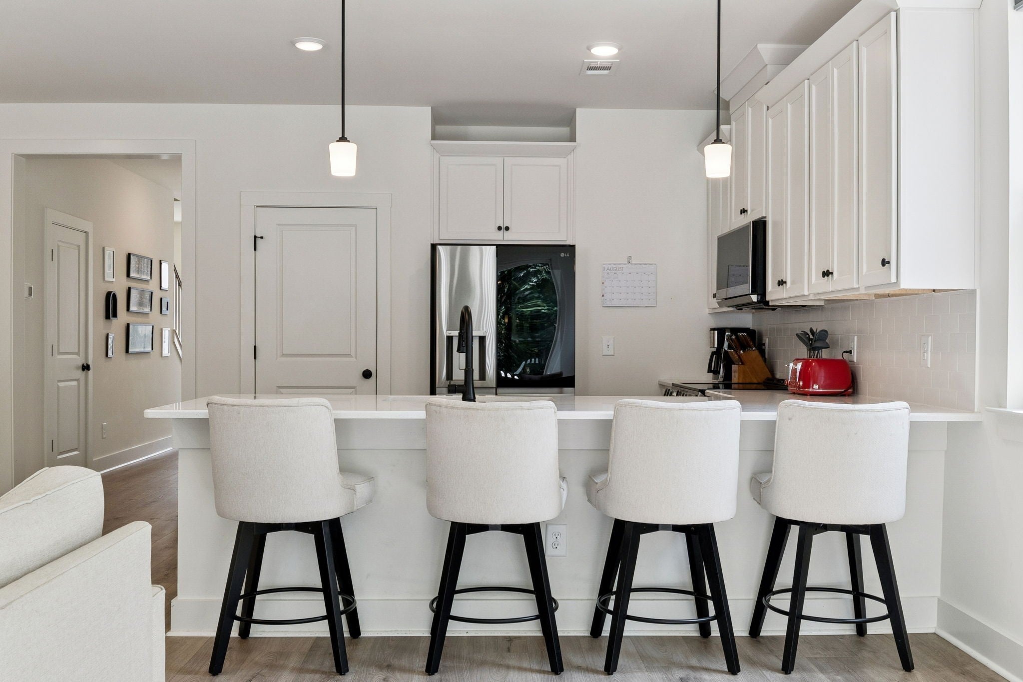 Photo of Listing #3037274