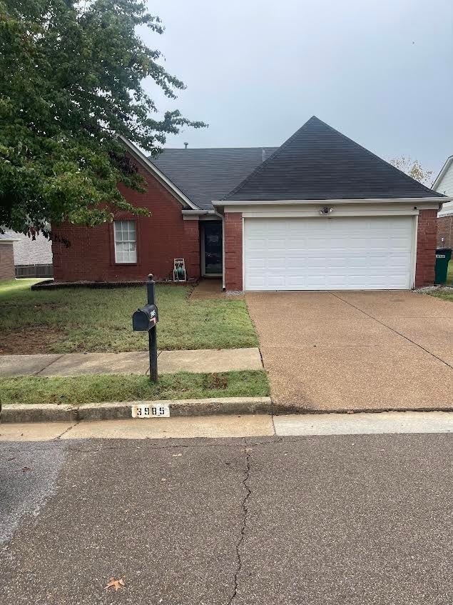 3985 Sunset Lake Cv, Memphis