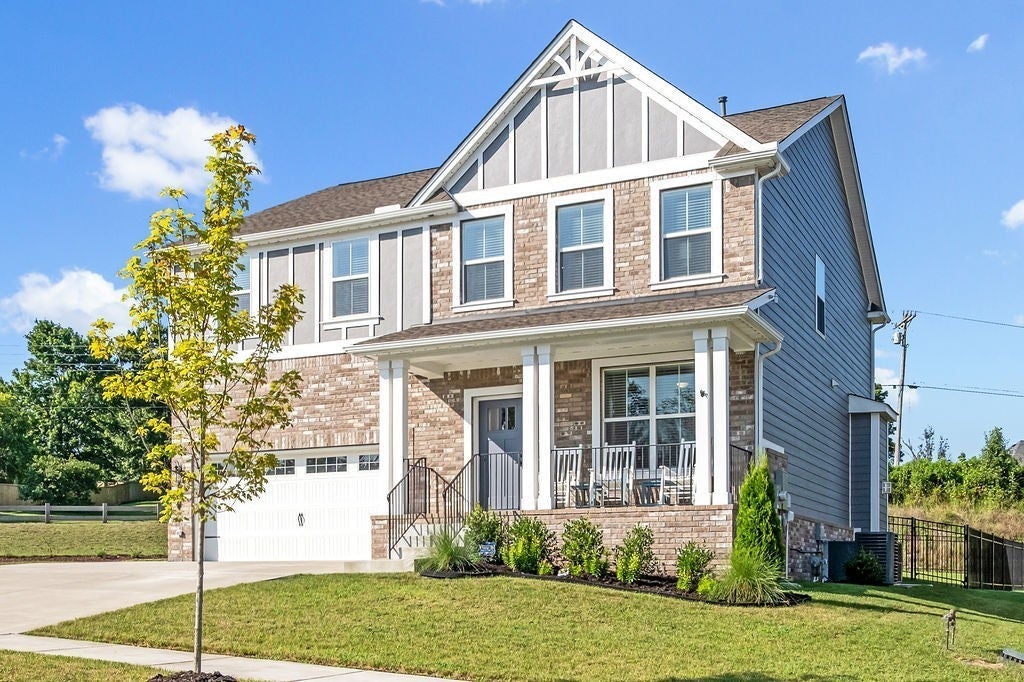 107 James Gourley Rd, Hendersonville