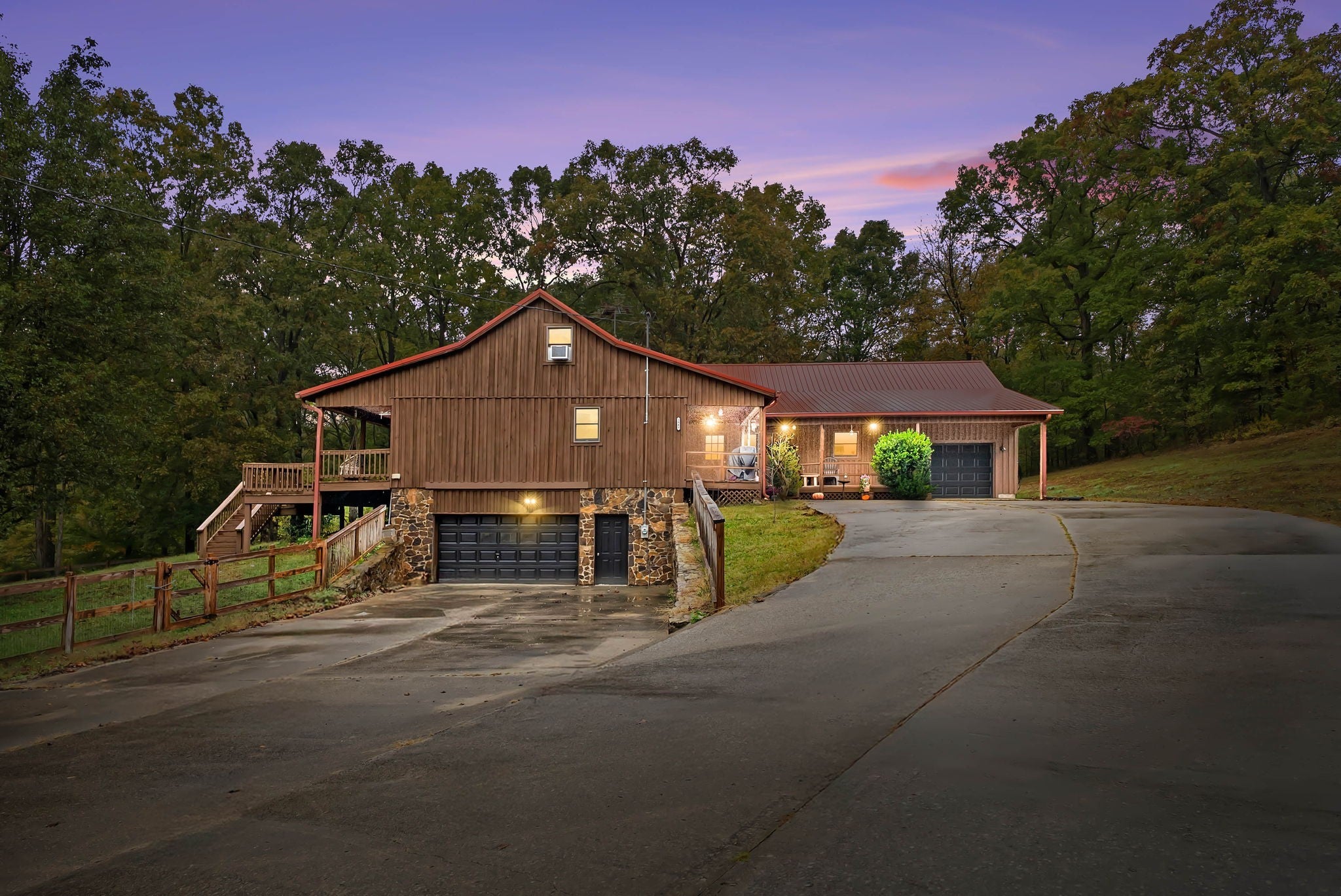 Photo of Listing #3037405