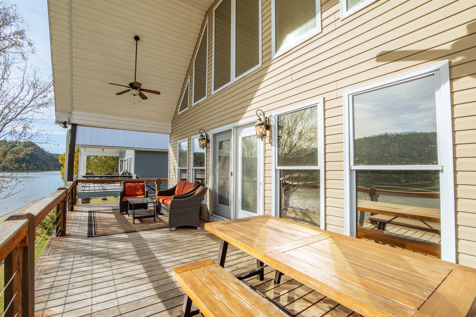 Photo of Listing #3037440