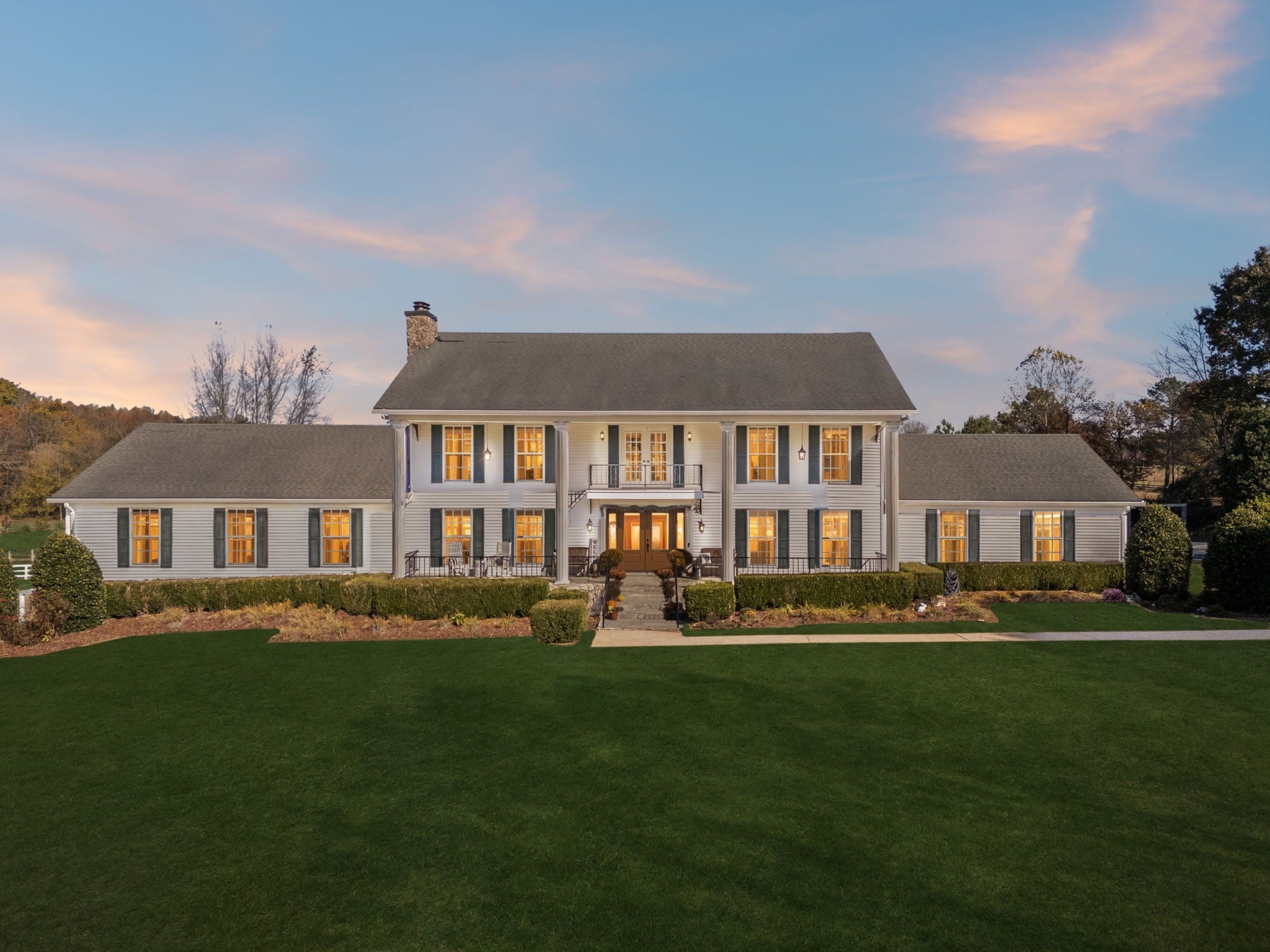 Photo of Listing #3037463