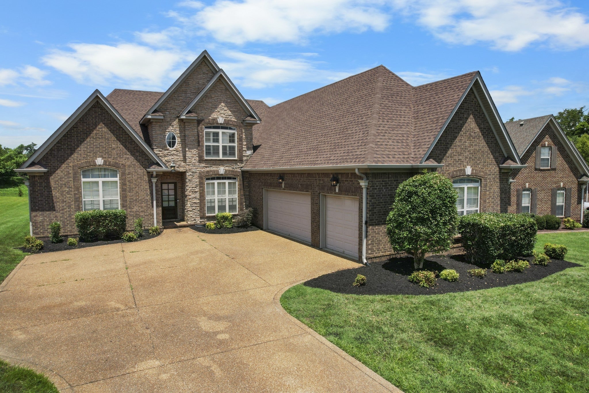 Photo of Listing #3037505