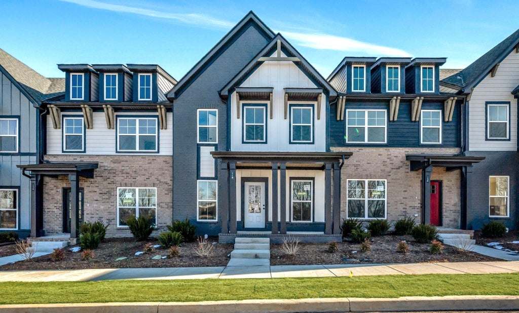 346 Twig Pvt Court, Hendersonville