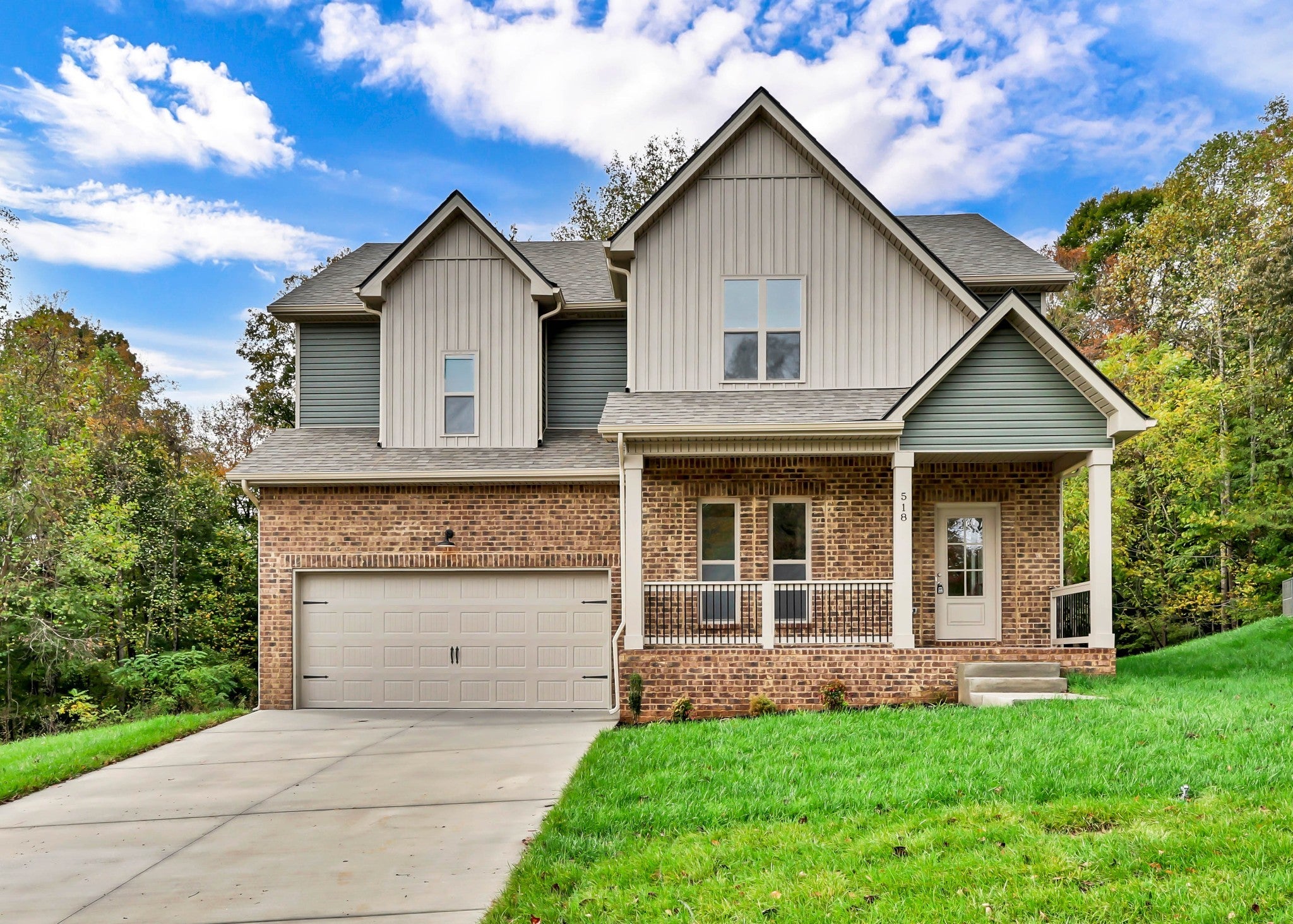 Photo of Listing #3037544