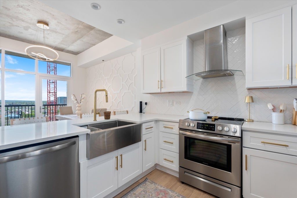 1510 Demonbreun St 807, Nashville