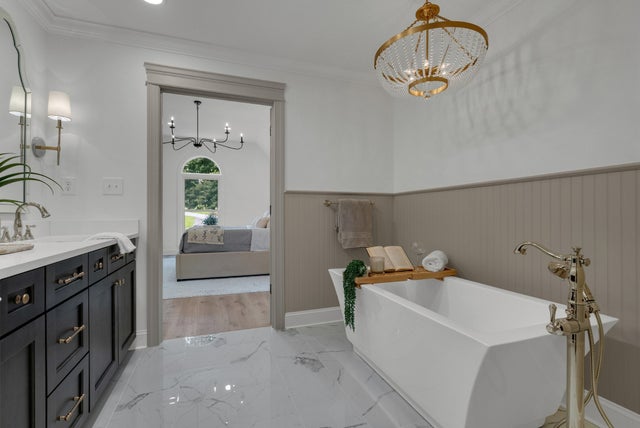 313 Fairway Dr, Clarksville