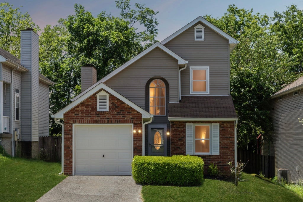 2019 Lassiter Dr, Goodlettsville