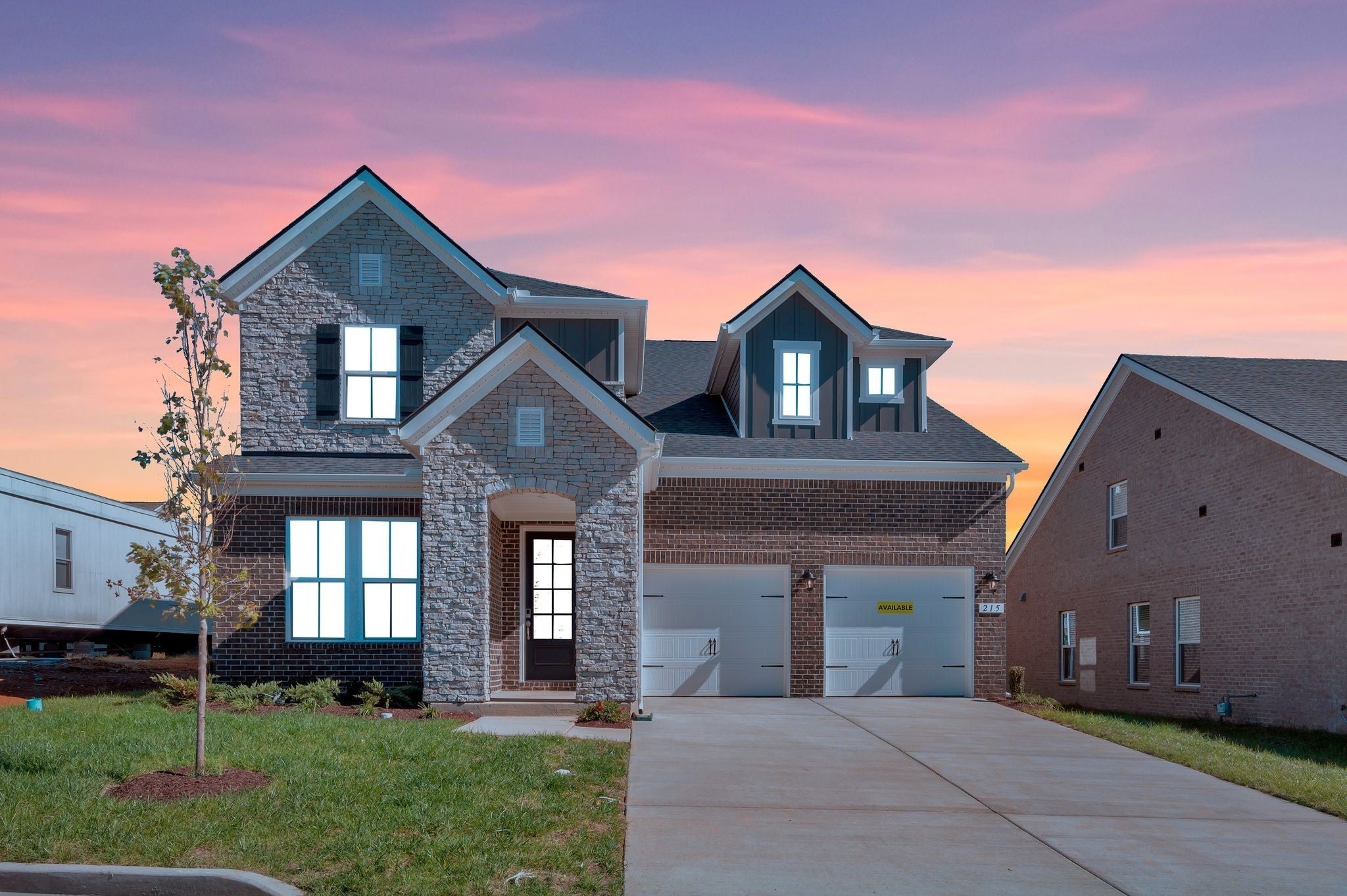 Photo of Listing #3037909