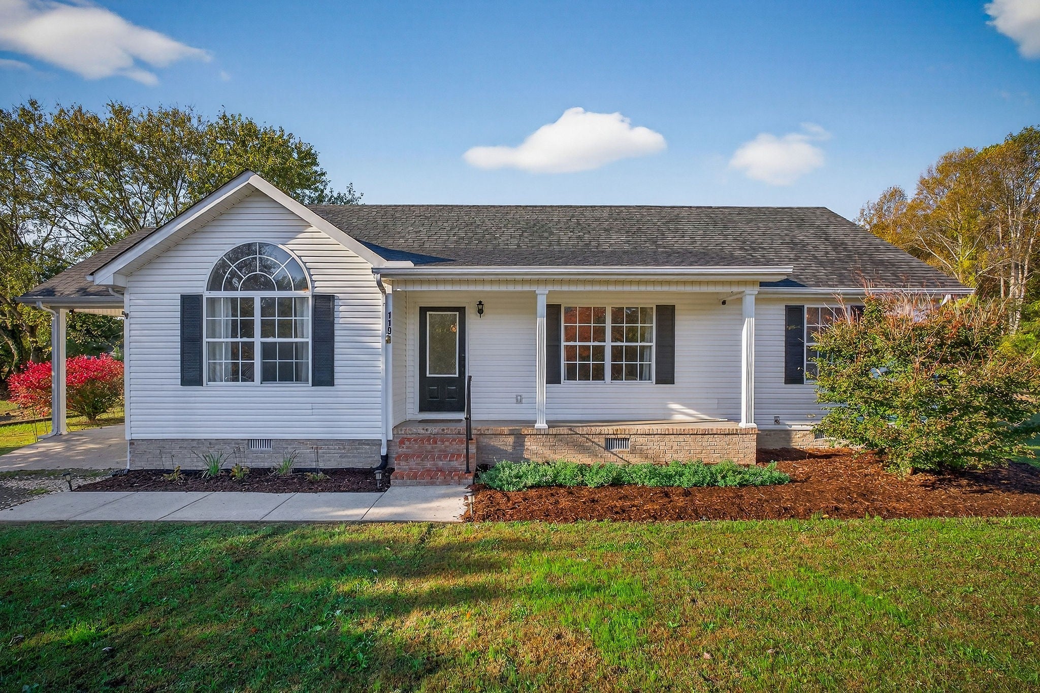 Photo of Listing #3037969