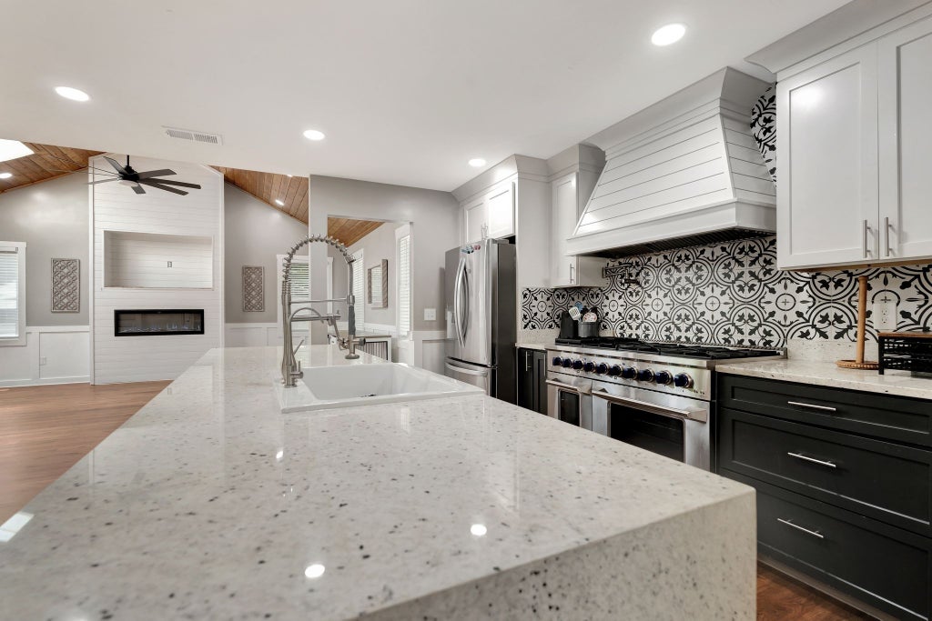 402 Oakhaven Dr, Smyrna