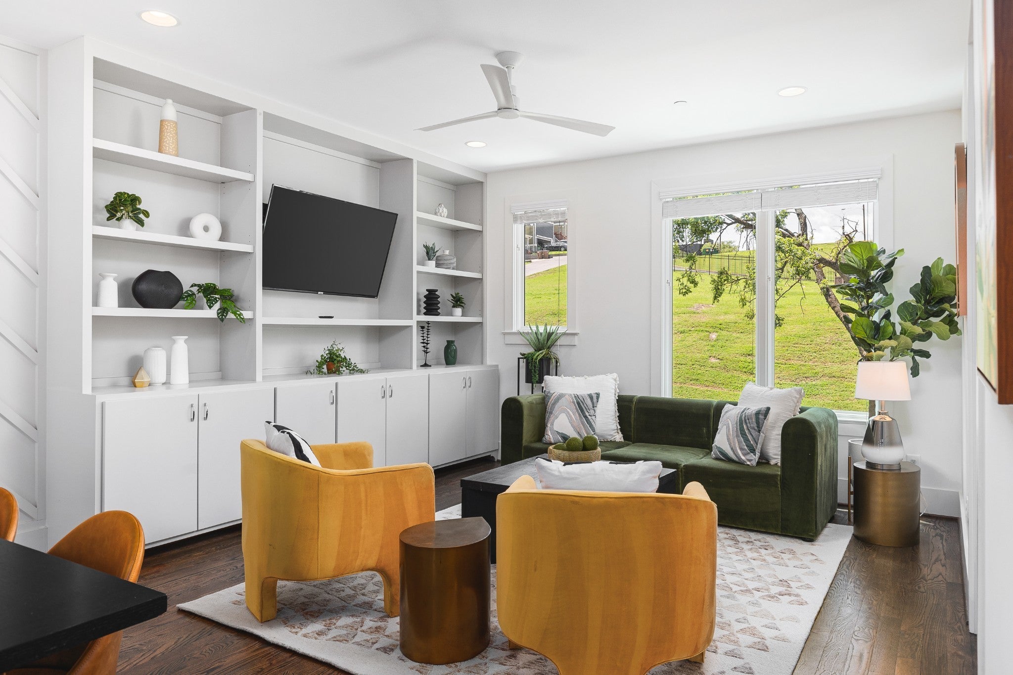 Photo of Listing #3038143