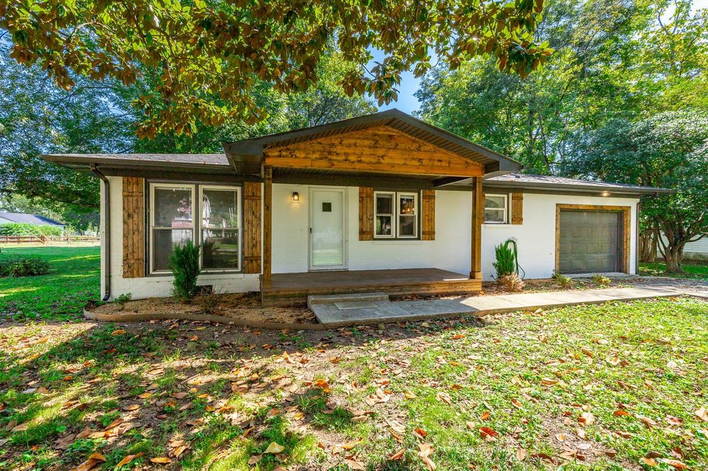1807 Hamilton Avenue, South Pittsburg