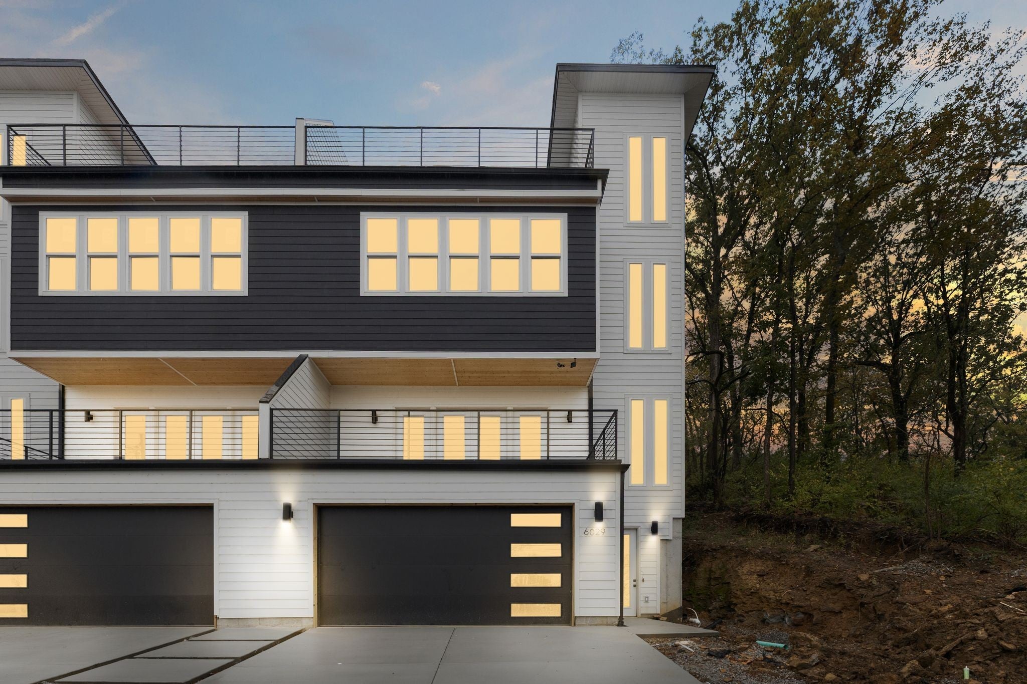 Photo of Listing #3038338