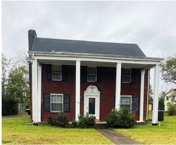 220 Cumberland Dr, Lebanon