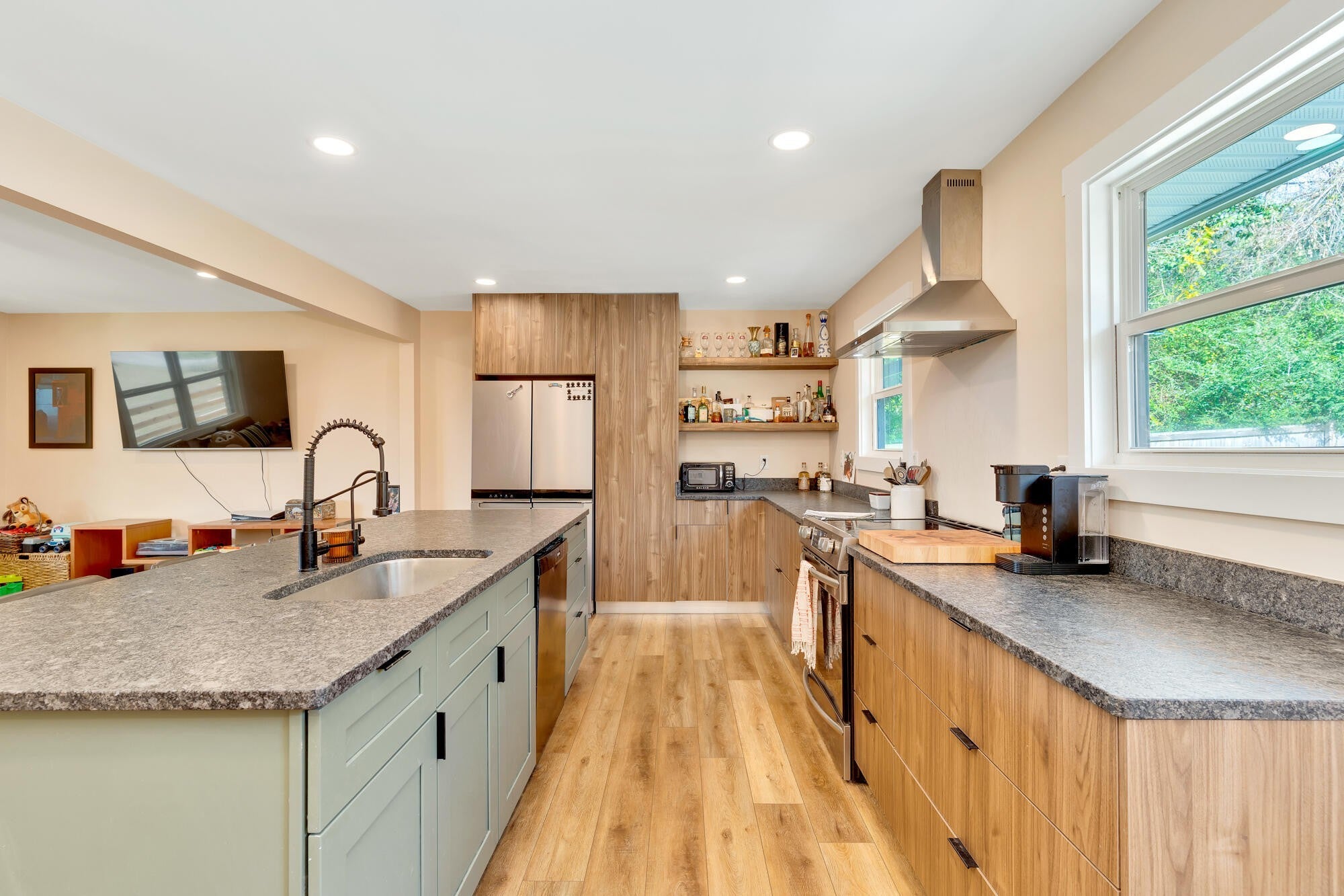 Photo of Listing #3038663