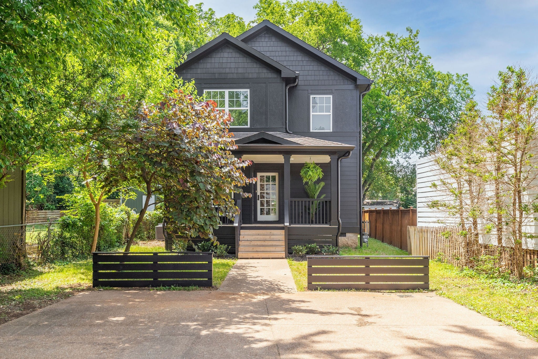 Photo of Listing #3038675