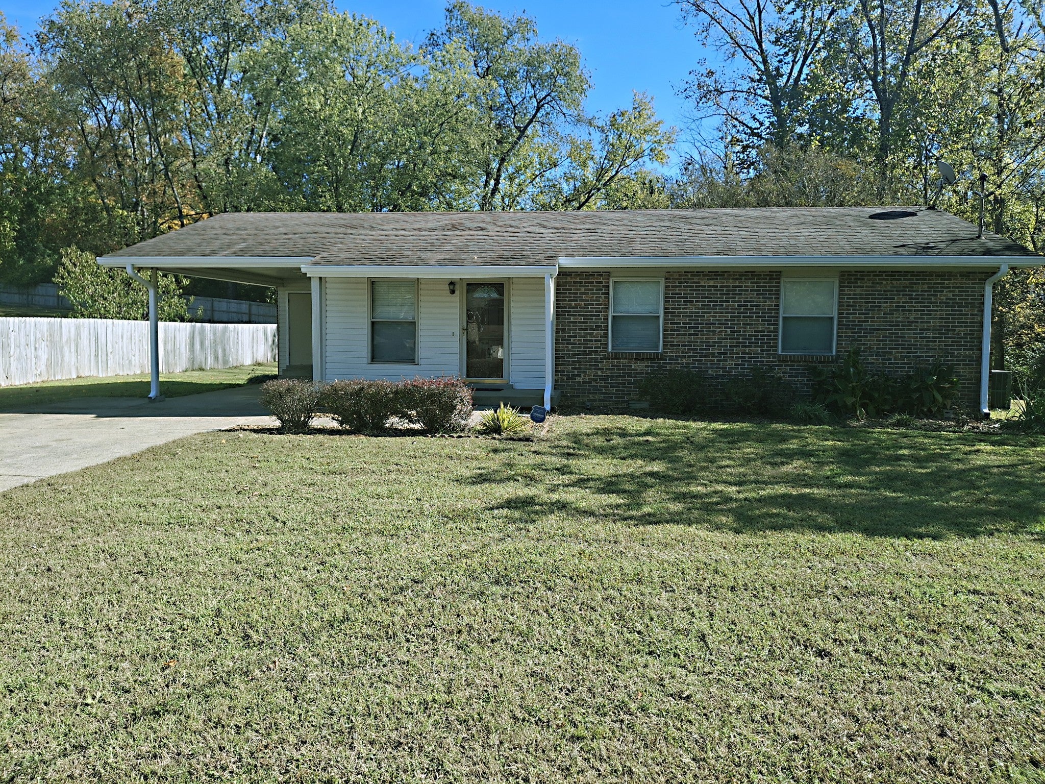 Photo of Listing #3038741