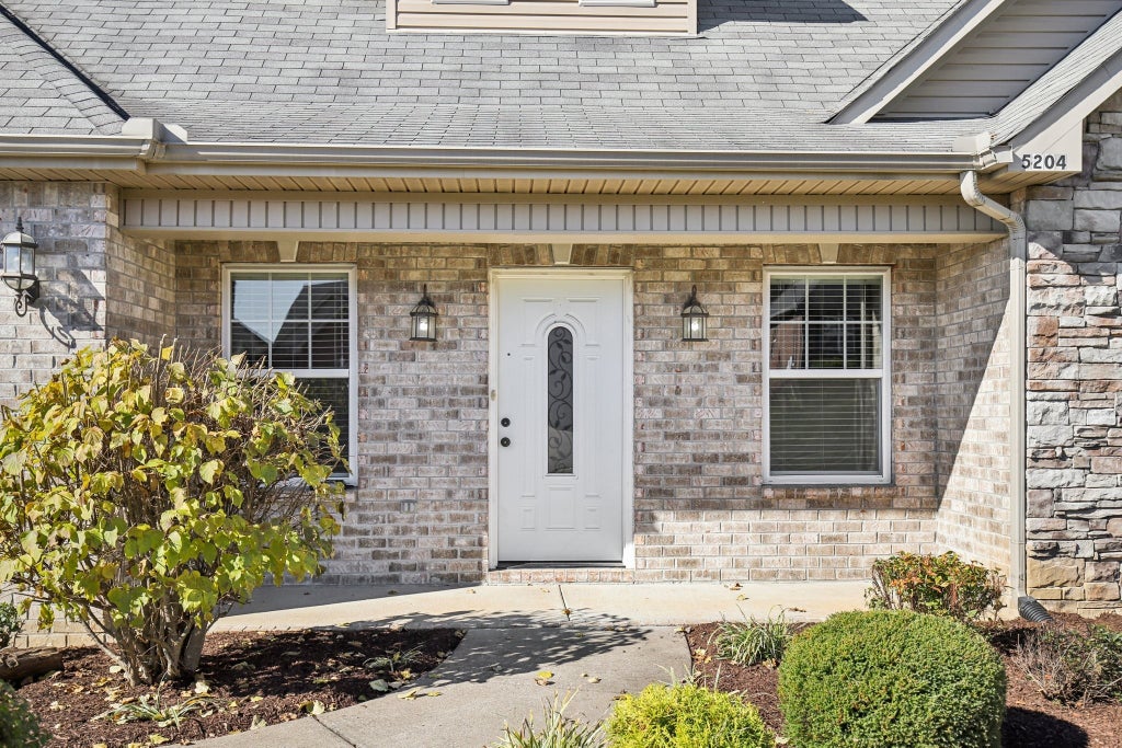 5204 Patience Drive, Smyrna