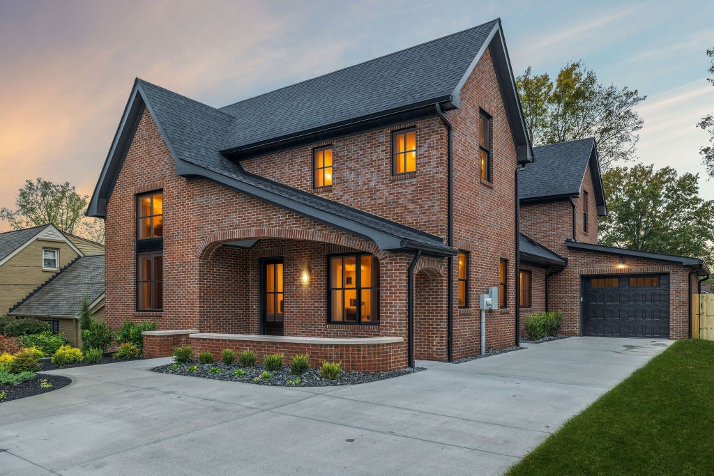 1130 Winding Way, Nashville