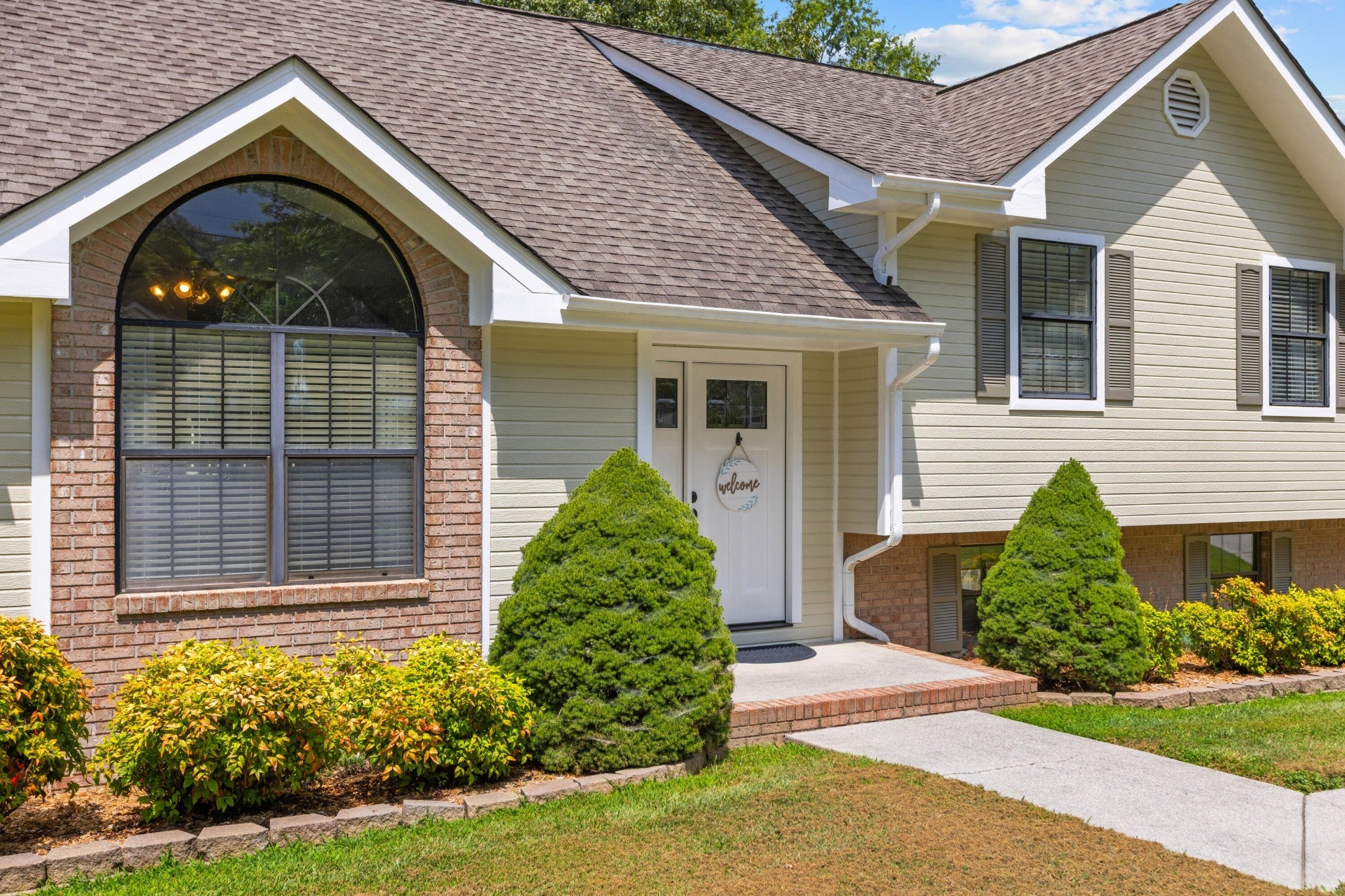 Photo of Listing #3038852