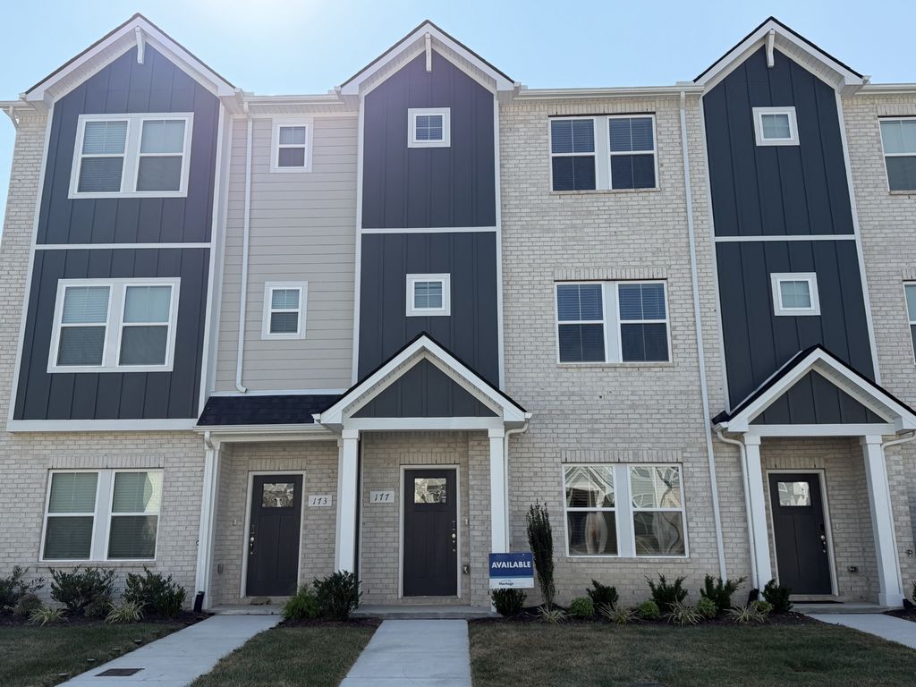 177 Fletchers Way, Smyrna