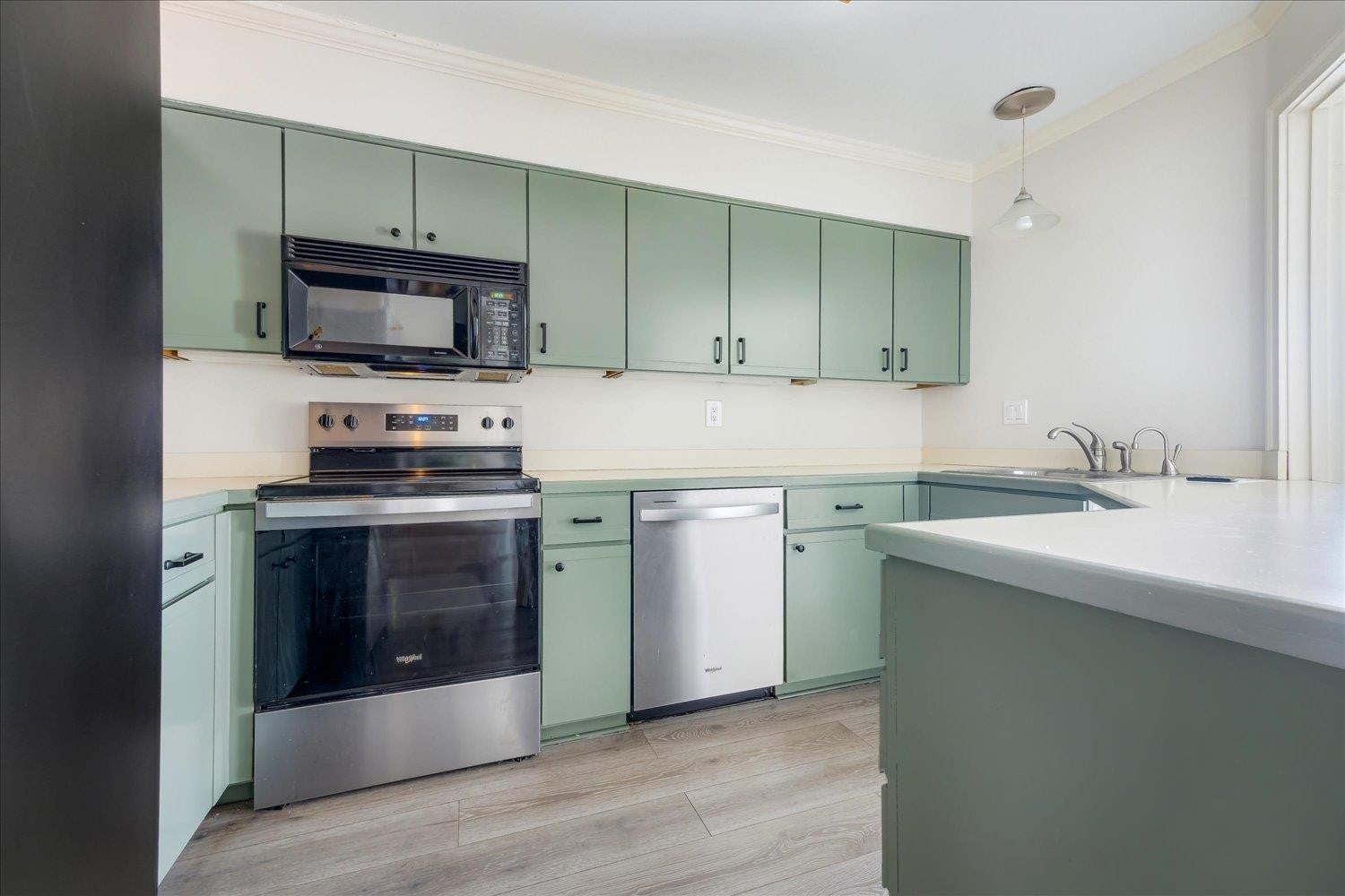 Photo of Listing #3038932