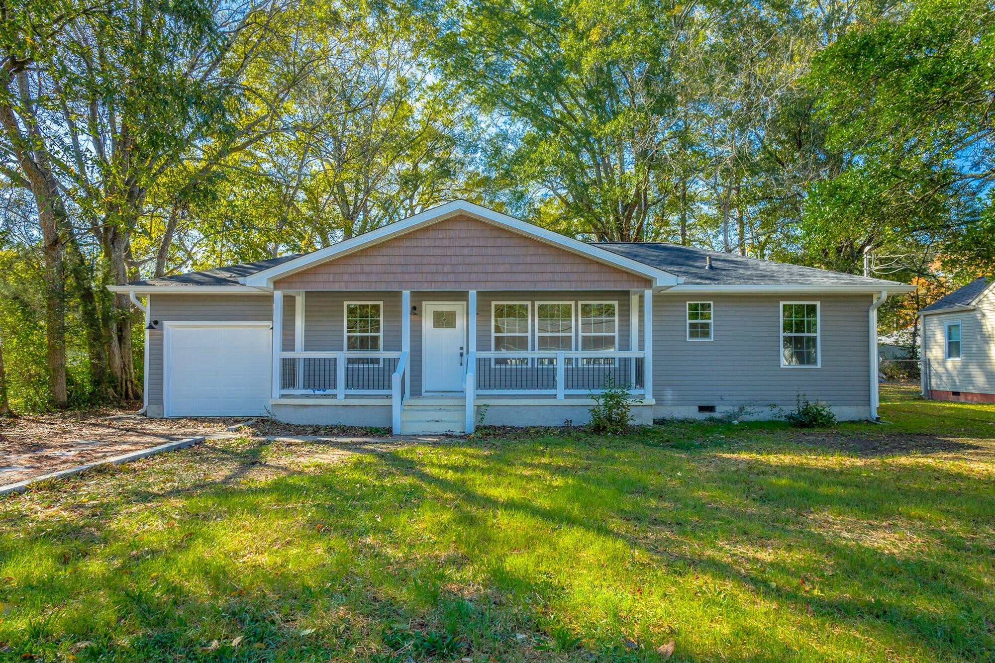 Photo of Listing #3039058