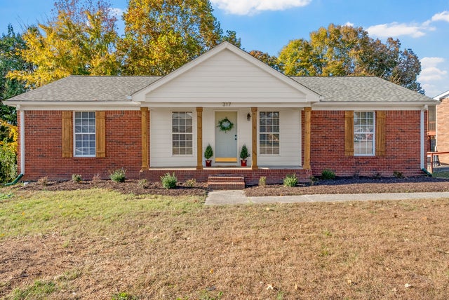 317 Eisenhower Dr, Ashland City