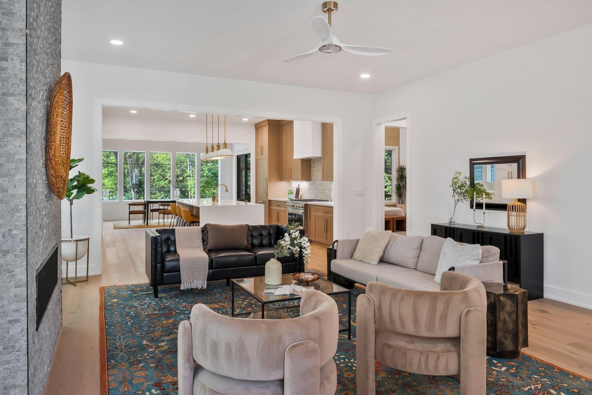 Photo of Listing #3039102