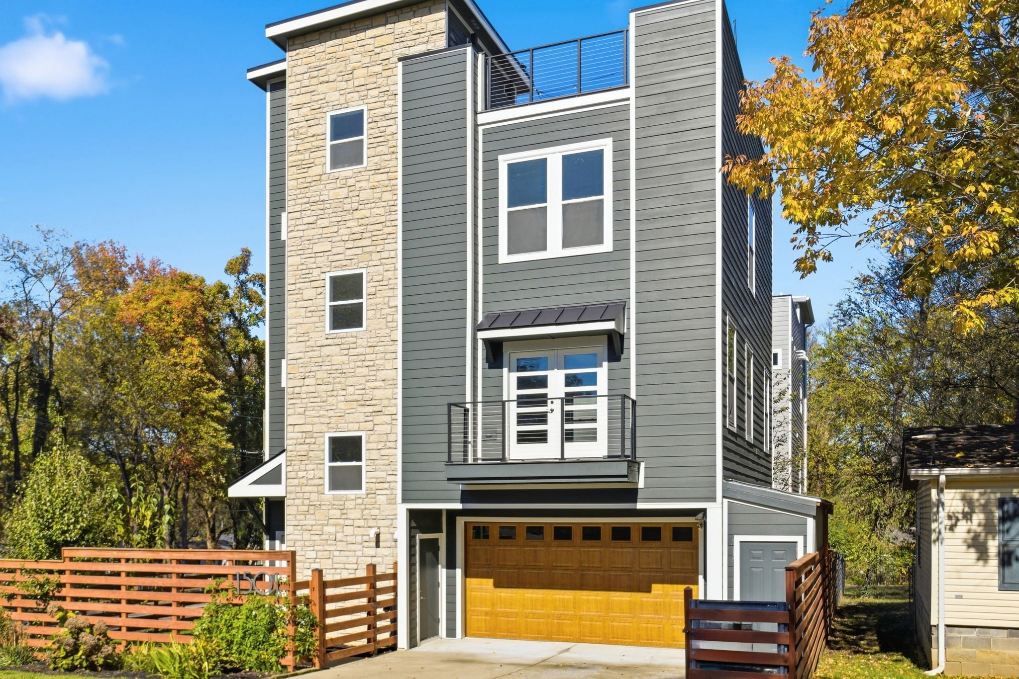 Photo of Listing #3039163