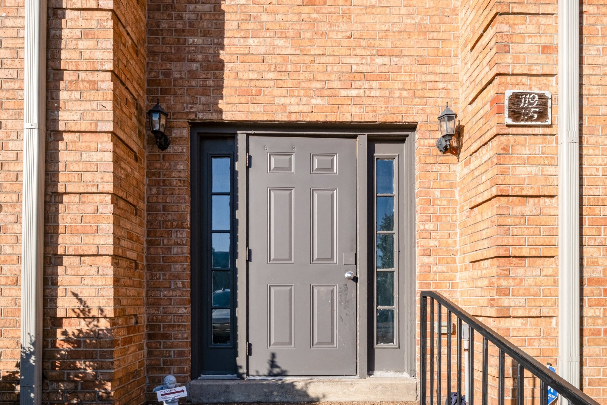 Photo of Listing #3039249