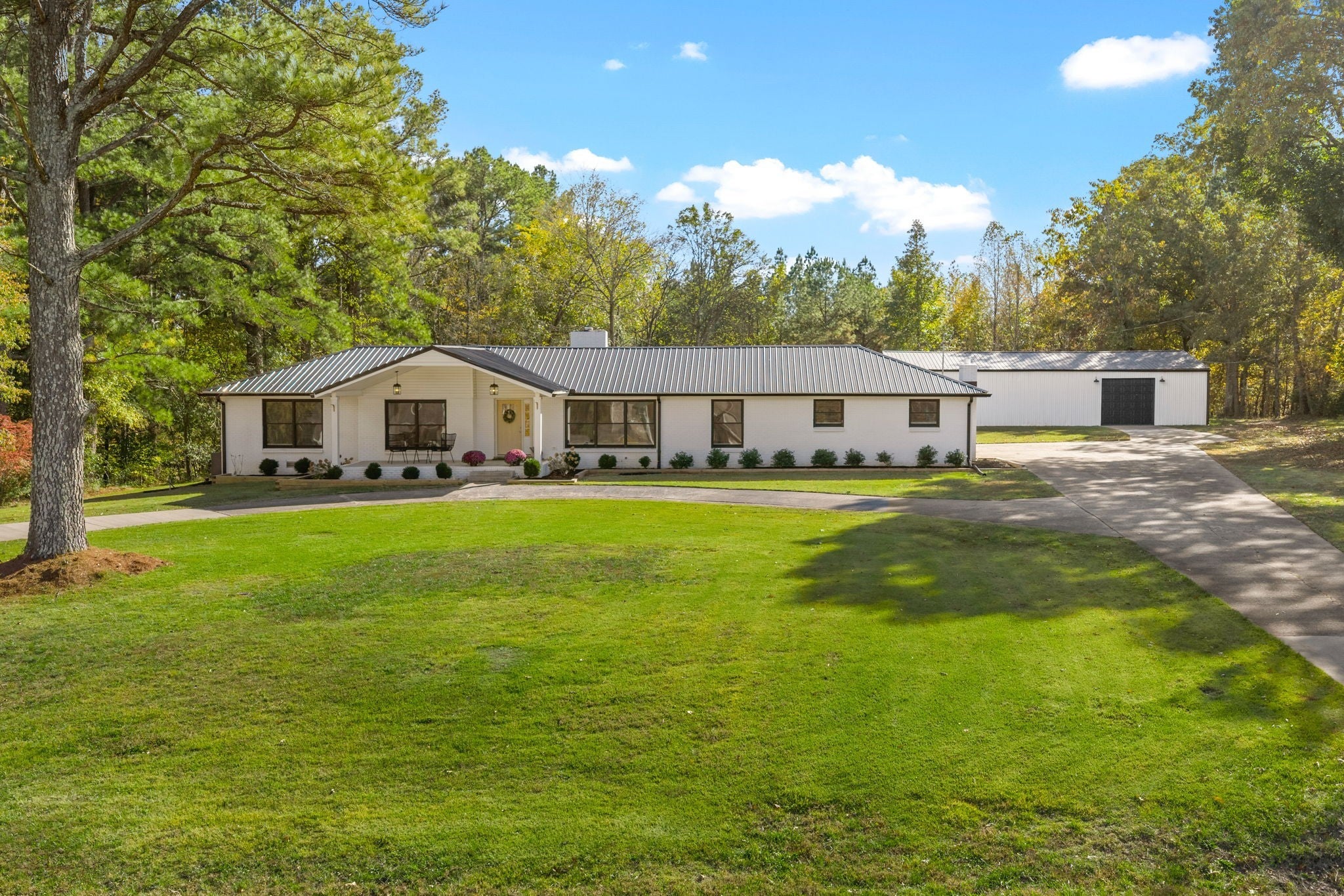 Photo of Listing #3039305