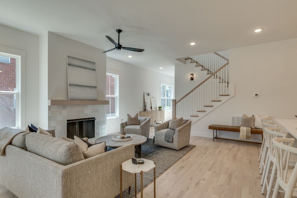 1313b Lischey Ave, Nashville