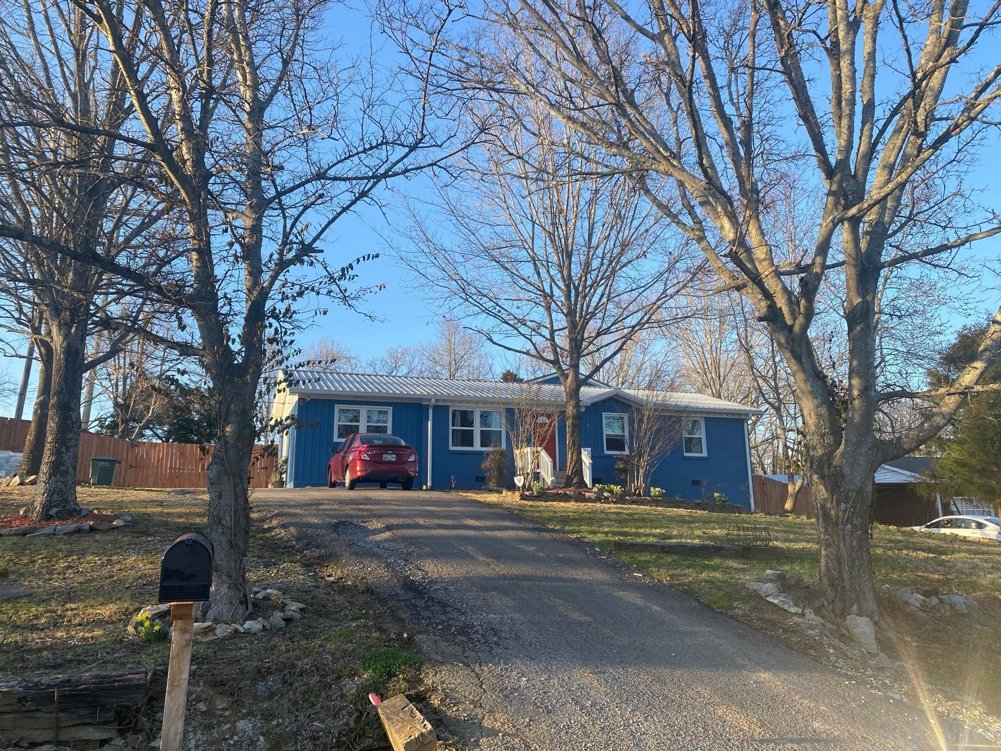 Home for sale in 103 Hilltop Dr Hendersonville, TN