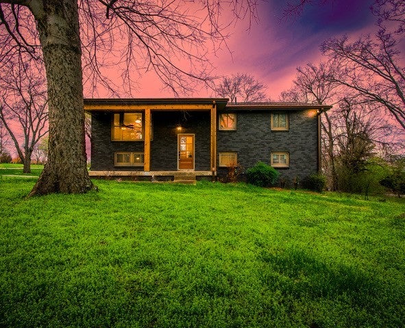 Photo of Listing #3039574