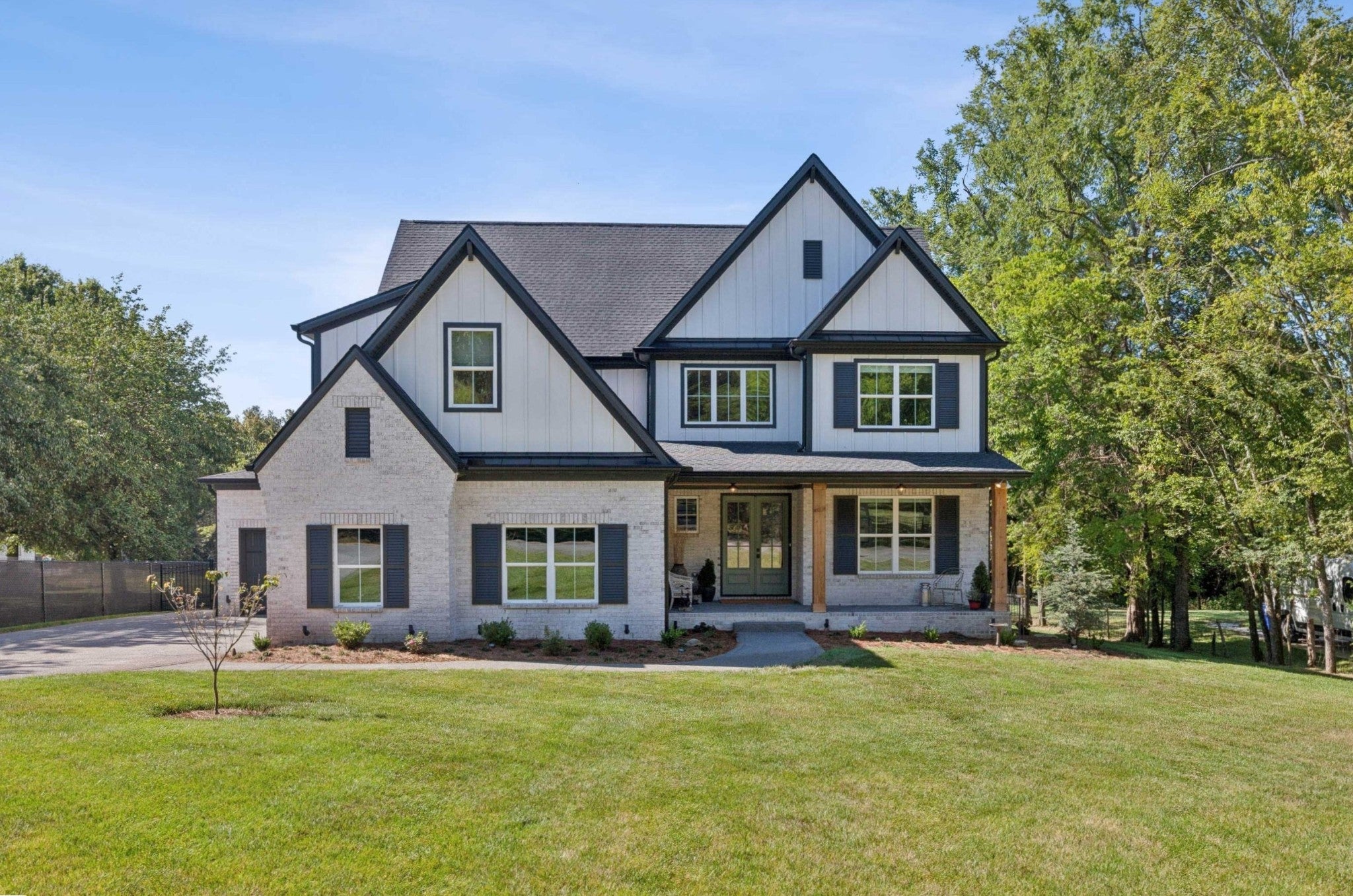 Photo of Listing #3039658