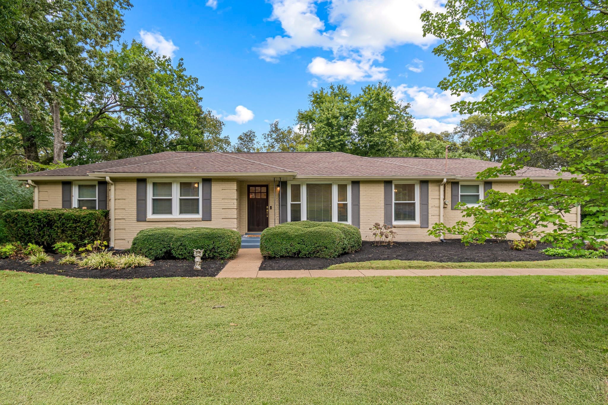 Photo for MLS 3039842 in 832 Clematis Dr Nashville, TN - 37205