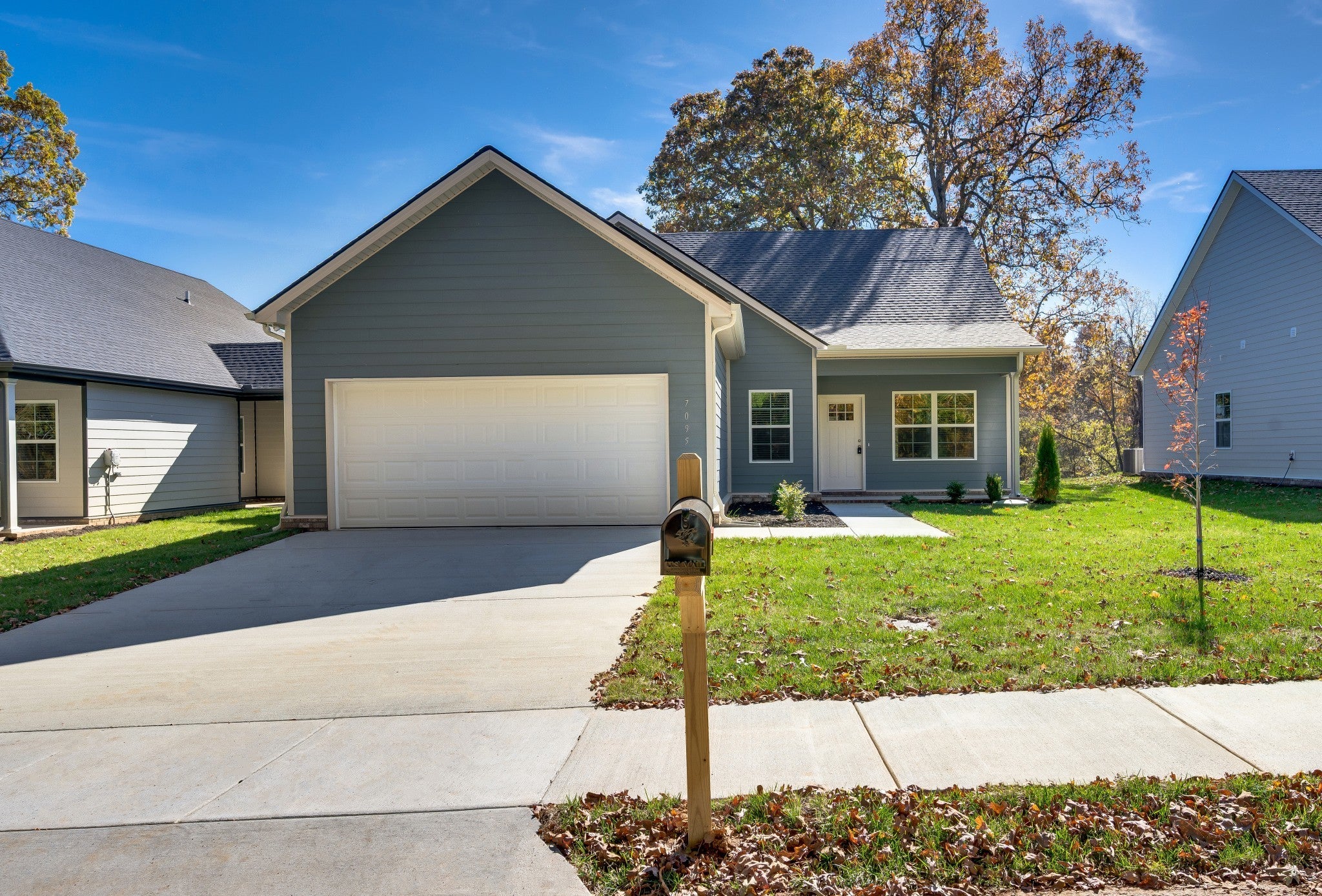 Photo of Listing #3039878