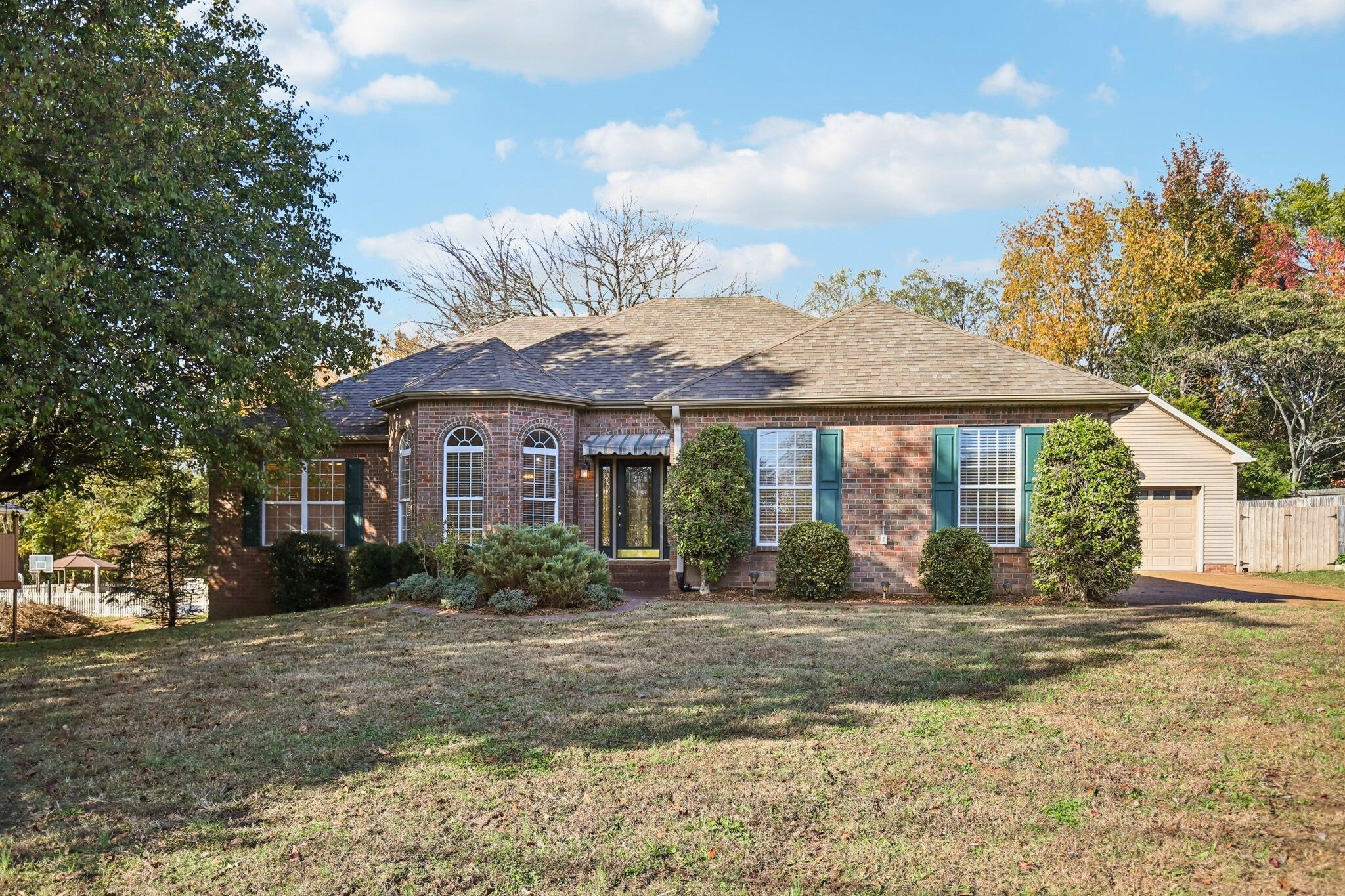 Photo for MLS 3039882 in 3336 Elm Hill Pike Nashville, TN - 37214