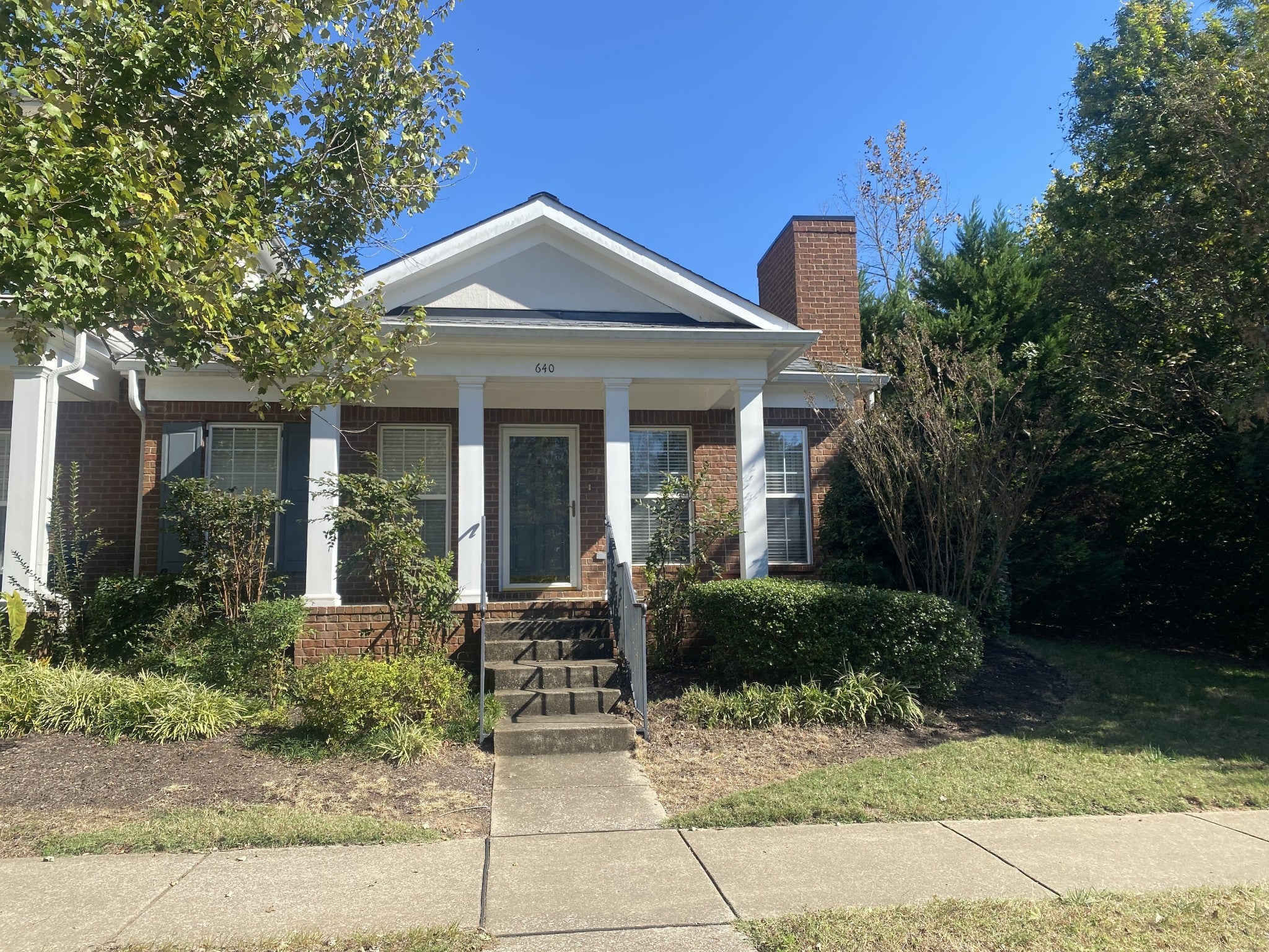 Photo for MLS 3040011 in 640 Springlake Dr Franklin, TN - 37064