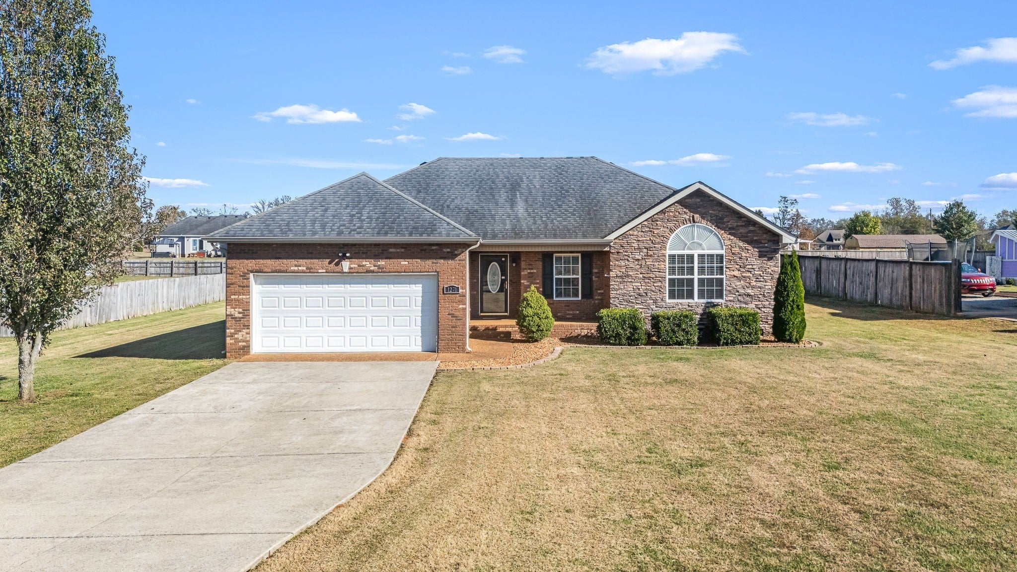 Photo of Listing #3040021