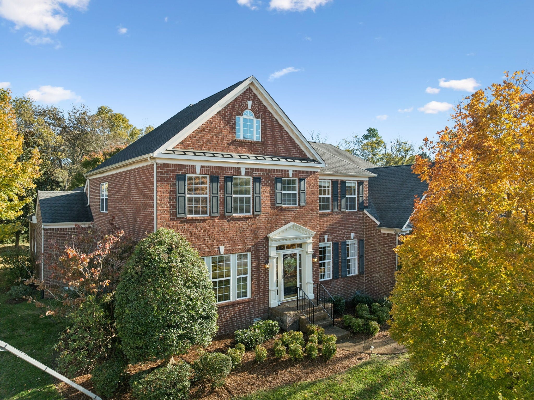 Photo of Listing #3040028