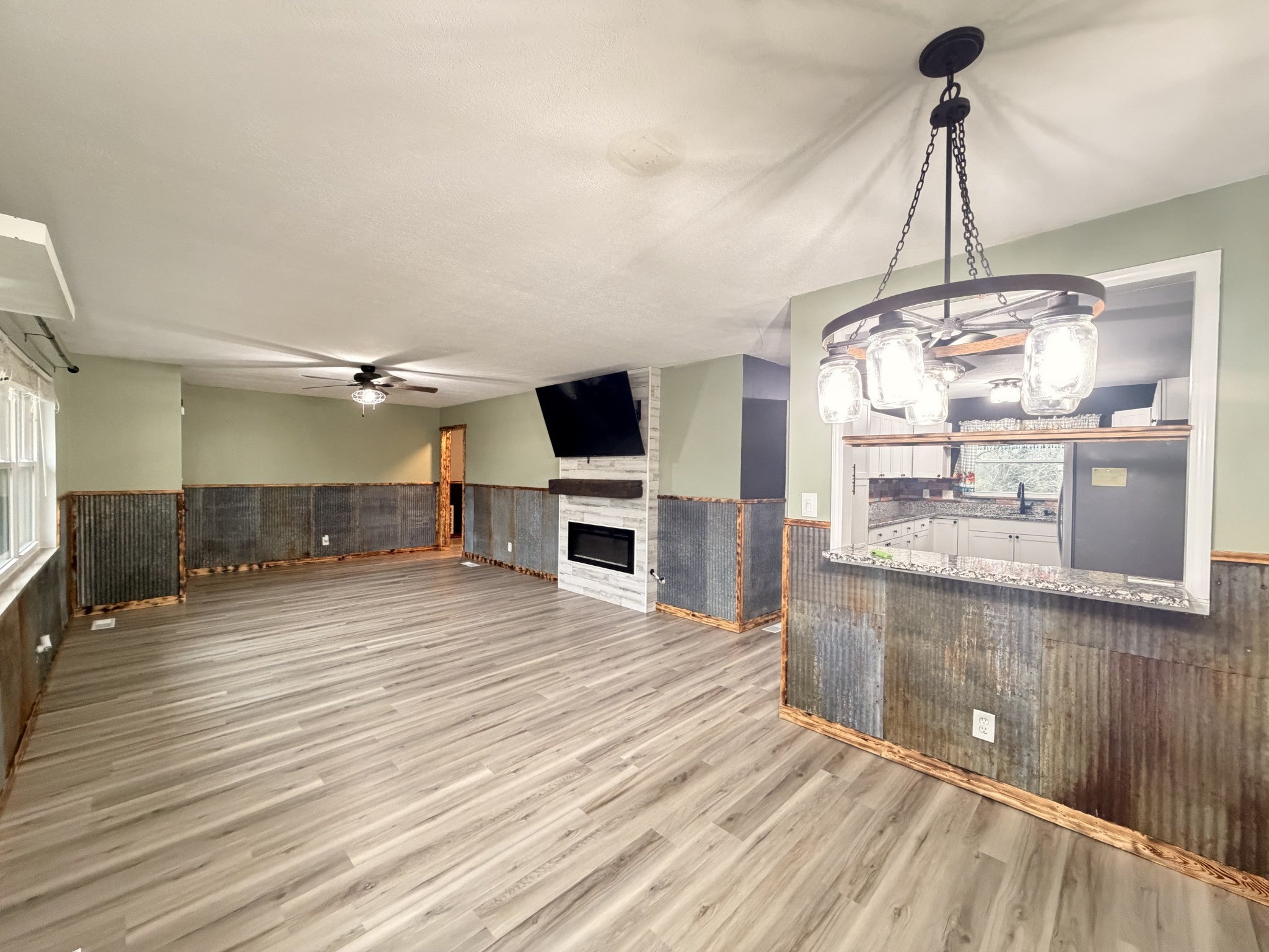 Photo of Listing #3040046