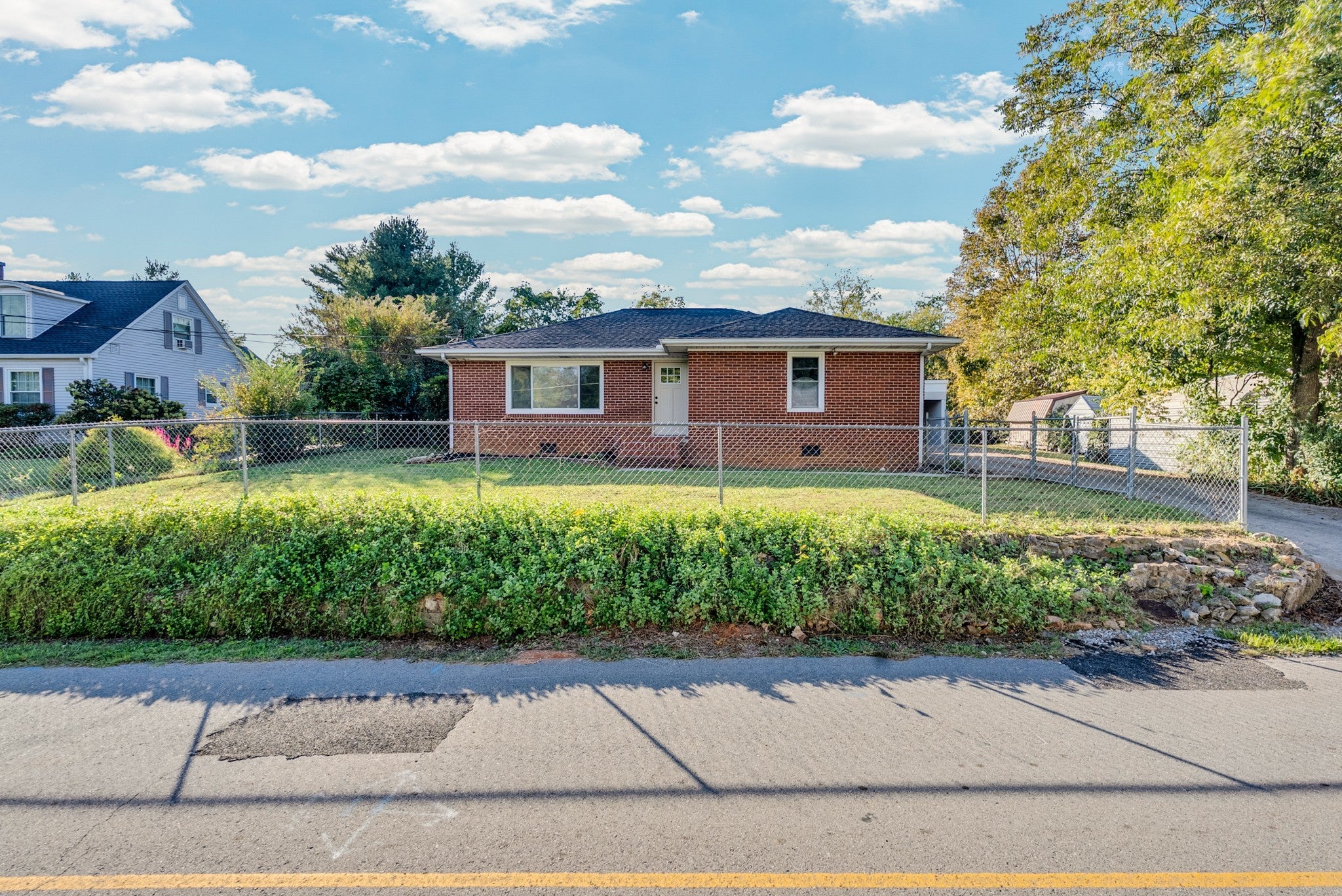 Photo of Listing #3040056