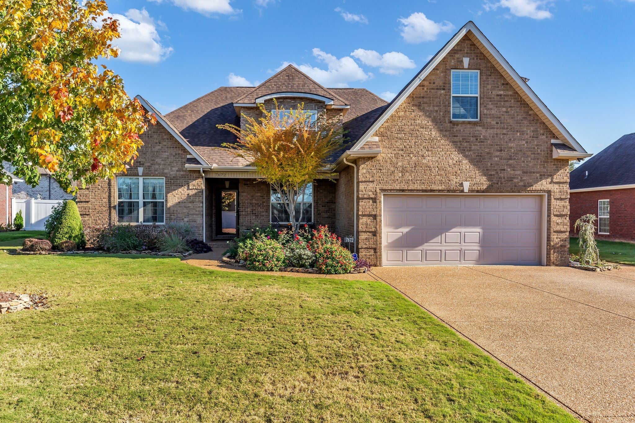 Photo of Listing #3040078